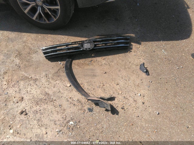 3VV3B7AX7LM096952 Volkswagen Tiguan Se/sel/se R-line Black