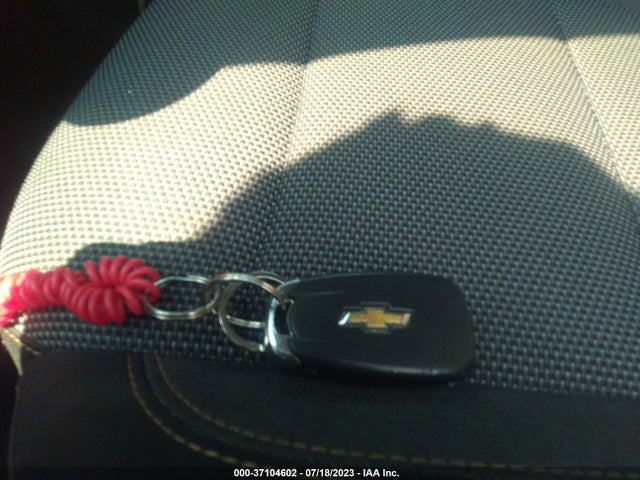 Chevrolet Traverse Ls 2018 1GNERFKW0JJ107391 Image 11