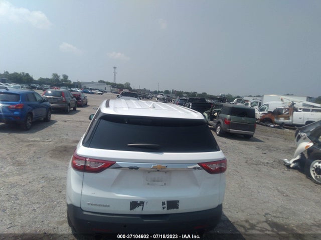 Chevrolet Traverse Ls 2018 1GNERFKW0JJ107391 Image 16
