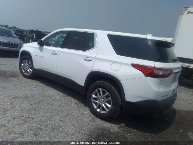 Chevrolet Traverse Ls 2018 1GNERFKW0JJ107391 Image 3