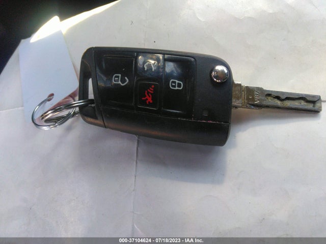 3VW217AU9GM024415 Volkswagen Golf Tsi S