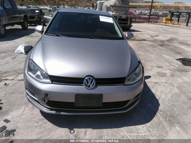 3VW217AU9GM024415 Volkswagen Golf Tsi S