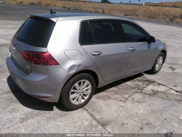 3VW217AU9GM024415 Volkswagen Golf Tsi S