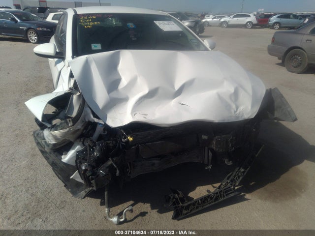 2019 KIA FORTE LXS VIN: 3KPF24AD6KE020535