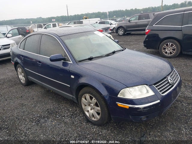 2003 VOLKSWAGEN PASSAT GLX VIN: WVWRH63BX3P387717