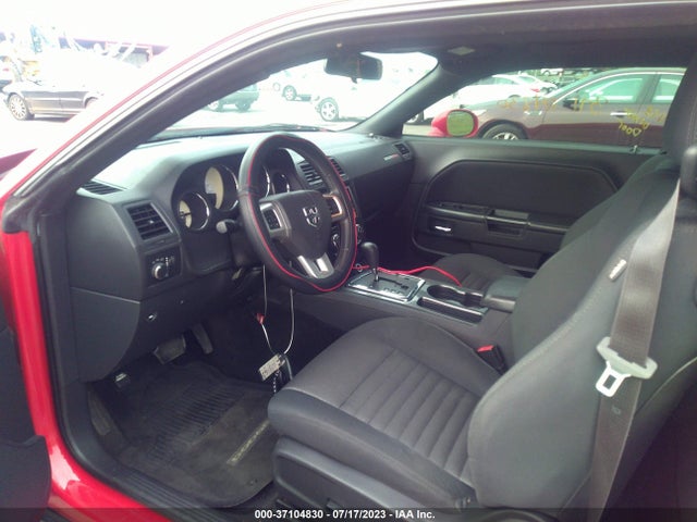 2014 DODGE CHALLENGER SXT VIN: 2C3CDYAG2EH233719