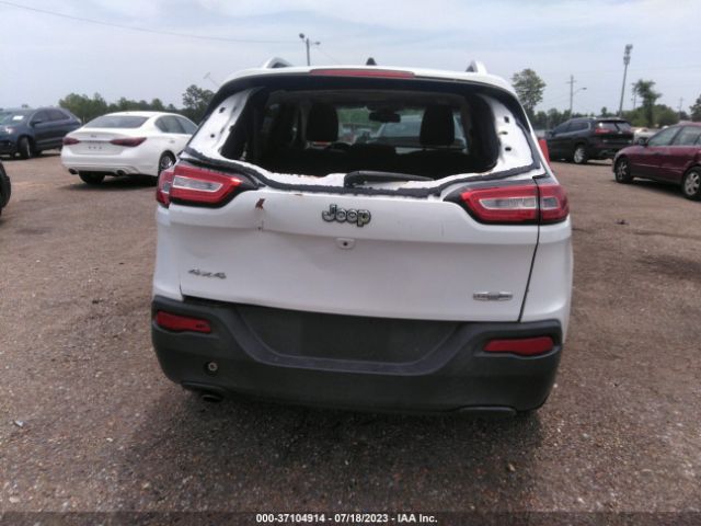 1C4PJMCB1GW123202 Jeep Cherokee Latitude