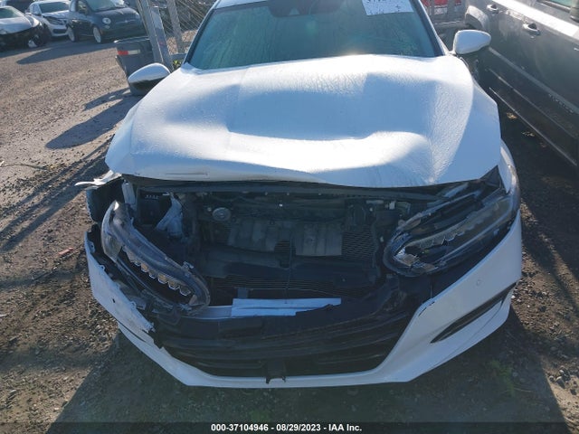 2018 HONDA ACCORD SEDAN TOURING 1.5T VIN: 1HGCV1F93JA010075