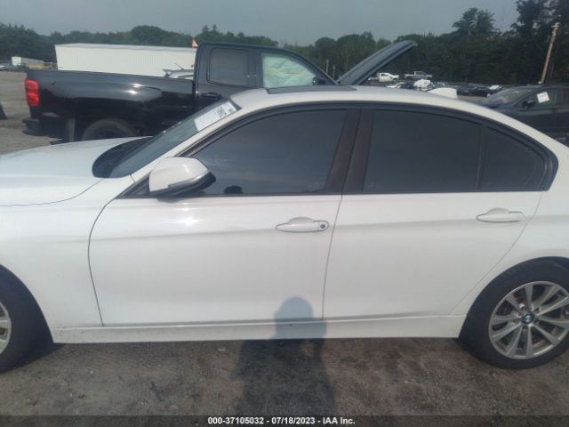 WBA8A3C36HK692317 BMW 3 Series 320i Xdrive