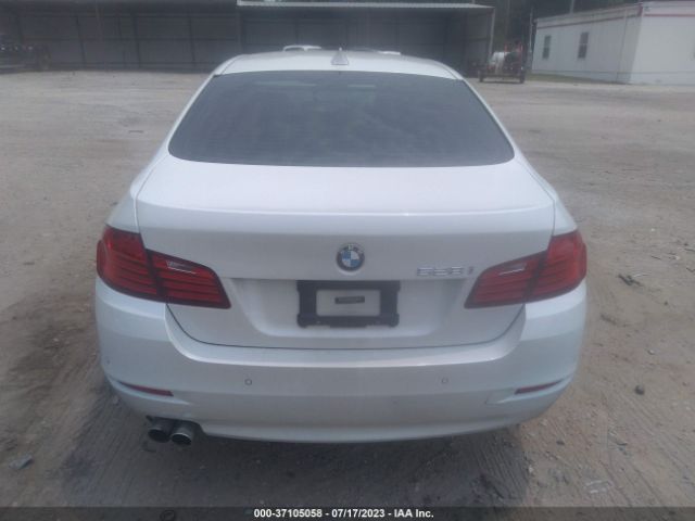 WBA5A5C53FD512695 BMW 5 Series 528i