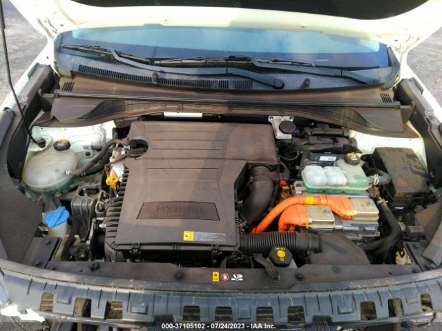 KNDCB3LC1K5250397 KIA NIRO LX