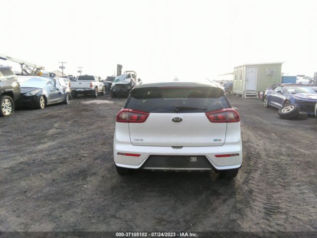 KNDCB3LC1K5250397 KIA NIRO LX