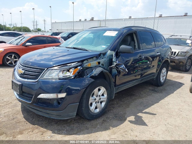 Chevrolet Traverse Ls 2017 1GNKRFKDXHJ285773 Image 2