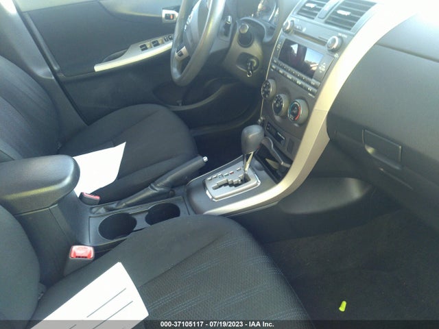 2011 TOYOTA COROLLA L/LE/S VIN: 2T1BU4EE5BC676882
