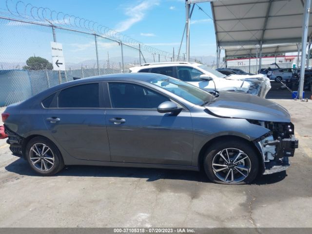 3KPF24AD0PE615453 KIA Forte Lxs
