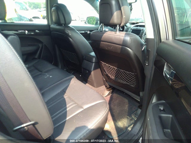 2013 KIA SORENTO SX VIN: 5XYKWDA21DG386619