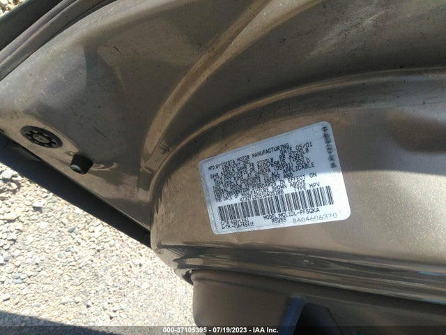 2001 TOYOTA SIENNA LE/XLE VIN: 4T3ZF13C51U405186