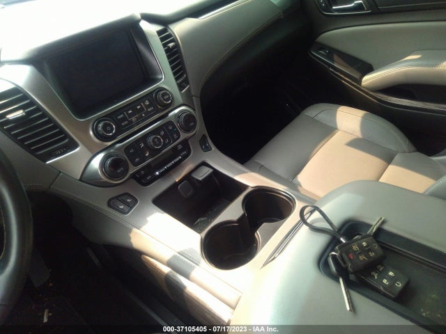 Chevrolet Suburban Lt 2018 1GNSKHKC2JR377734 Image 3