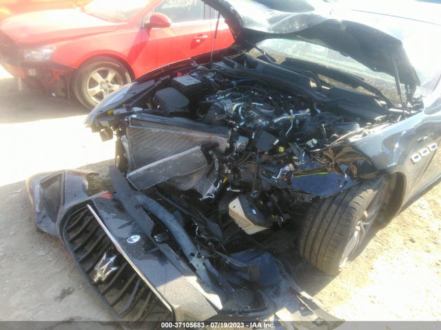 ZAM56YRM4NX407029 Maserati Quattroporte Modena Q4