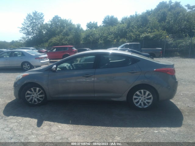 2013 HYUNDAI ELANTRA GLS VIN: 5NPDH4AE1DH181422