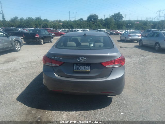 2013 HYUNDAI ELANTRA GLS VIN: 5NPDH4AE1DH181422