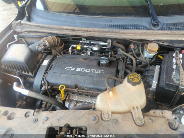 Chevrolet SONIC LS 2015 1G1JA5SH3F4205856 Image 10