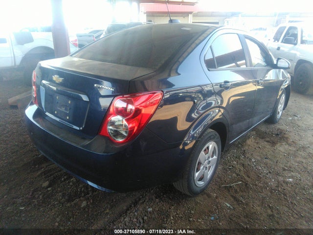 Chevrolet SONIC LS 2015 1G1JA5SH3F4205856 Image 4