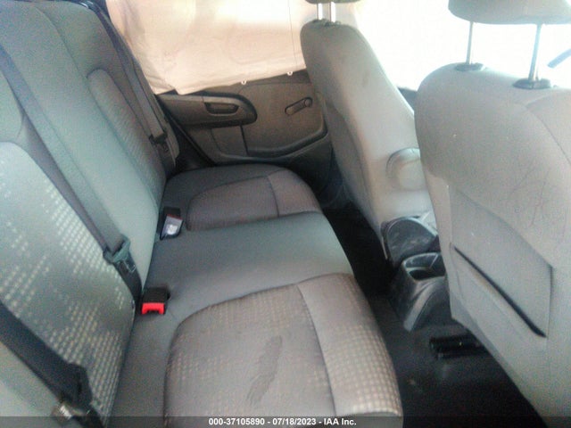 Chevrolet SONIC LS 2015 1G1JA5SH3F4205856 Image 8
