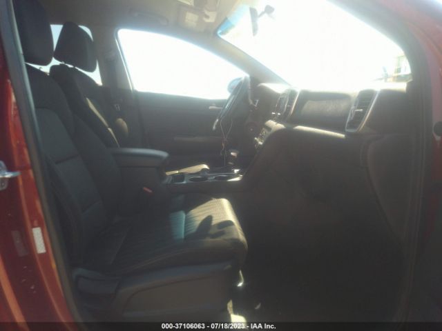 KNDPMCAC4H7080726 KIA Sportage Lx