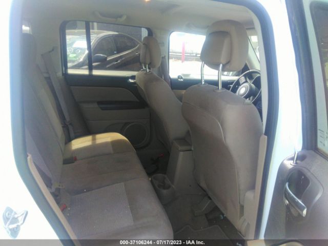 1C4NJPFB7GD537133 Jeep Patriot Latitude