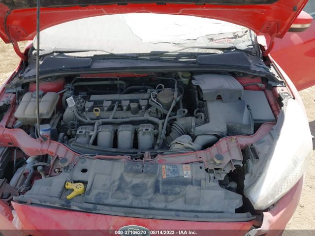 1FADP3K21GL255462 Ford FOCUS SE