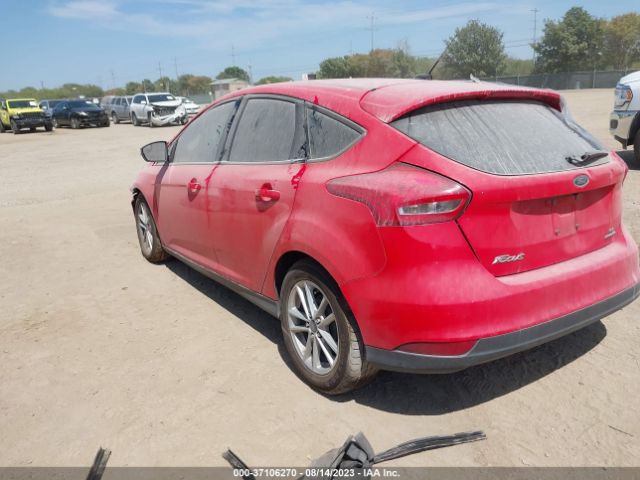 1FADP3K21GL255462 Ford FOCUS SE