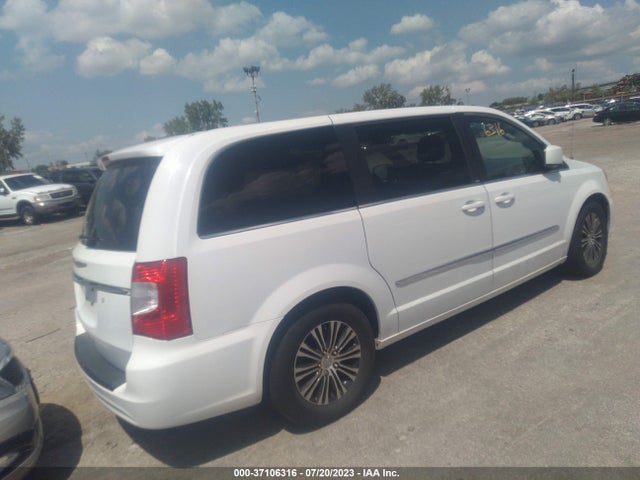 2C4RC1HG4ER188377 Chrysler Town & Country S