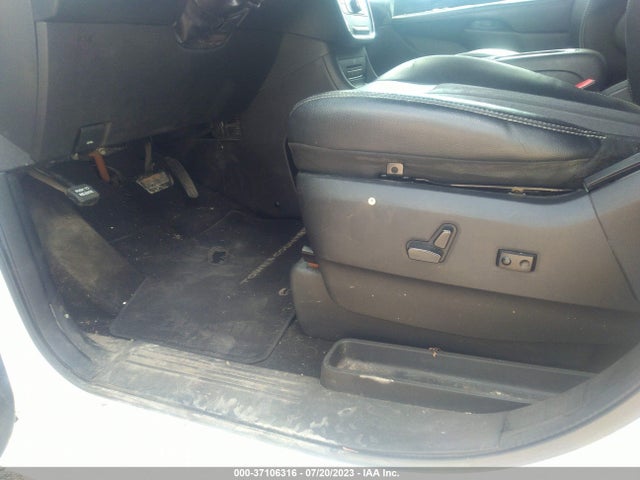 2C4RC1HG4ER188377 Chrysler Town & Country S
