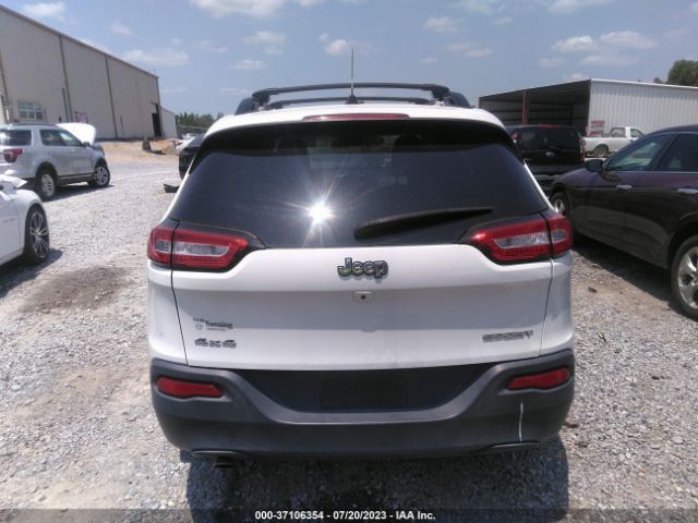 1C4PJMAB8GW349899 Jeep Cherokee Sport