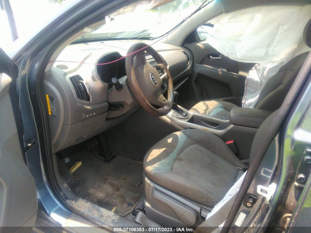 2016 KIA SPORTAGE LX VIN: KNDPB3AC2G7826451
