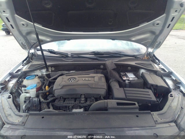 1VWAS7A3XGC060924 Volkswagen Passat 1.8t S