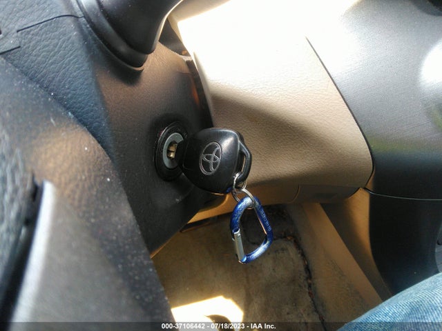 2011 TOYOTA RAV4 VIN: 2T3BF4DV5BW110397