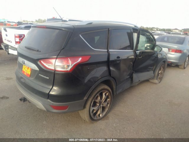 1FMCU9J97EUE11023 Ford Escape Titanium