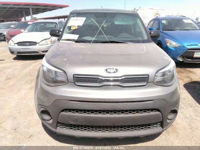 KNDJN2A27K7008916 KIA Soul Base