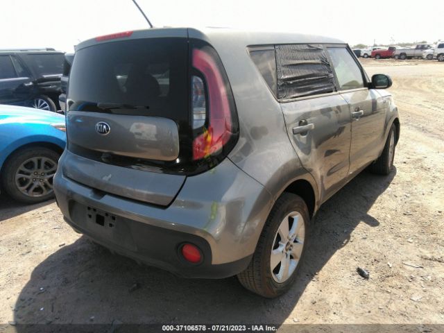 KNDJN2A27K7008916 KIA Soul Base