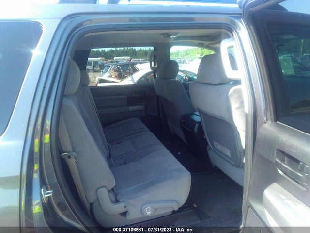 Toyota Sequoia Sr5 2014 5TDBY5G10ES107129 Image 8