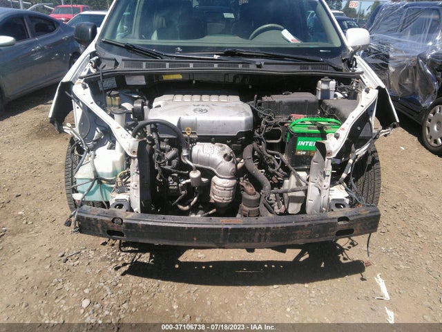 2007 TOYOTA SIENNA XLE VIN: 5TDBK22C57S007135