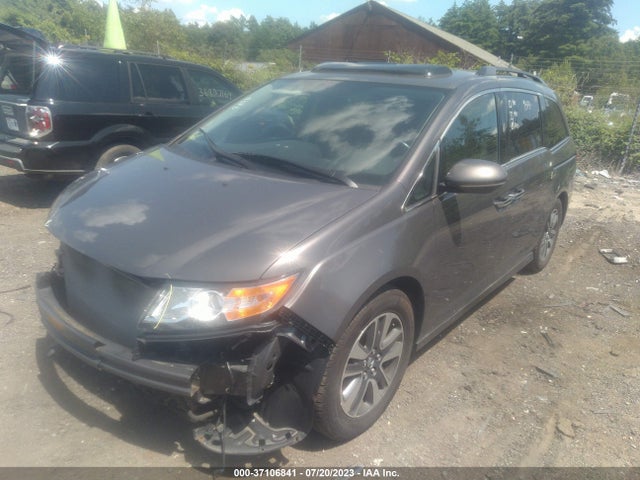 Honda Odyssey Touring 2015 5FNRL5H96FB126825 Image 2
