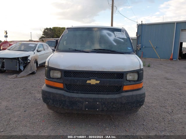 Chevrolet EXPRESS CARGO VAN 2017 1GCWGAF13H1322391 Image 4