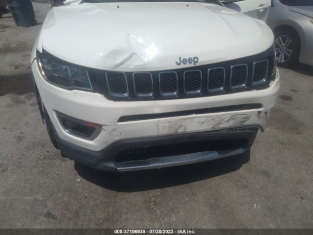 3C4NJDCB9JT458129 Jeep Compass Limited