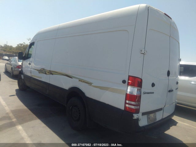 2012 MERCEDES-BENZ SPRINTER CARGO VANS VIN: WD3PE8CC8C5689906