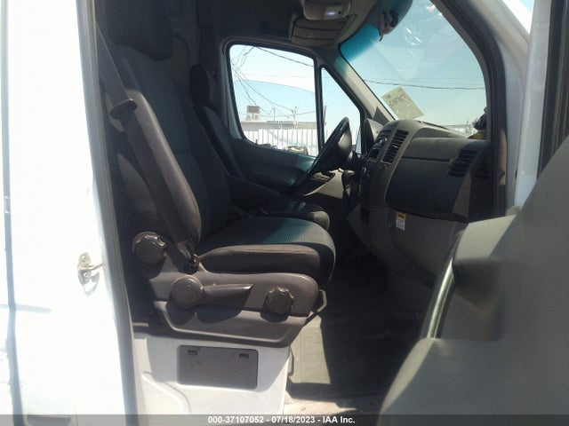 2012 MERCEDES-BENZ SPRINTER CARGO VANS VIN: WD3PE8CC8C5689906