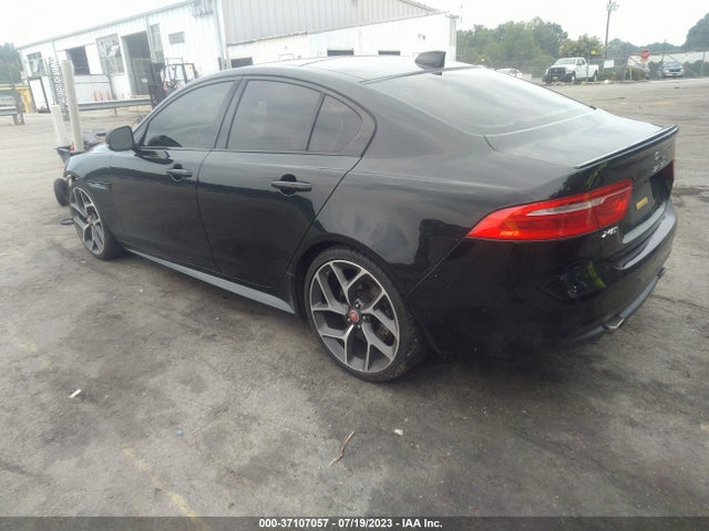 2017 JAGUAR XE SAJAF4BV0HA967749 Photo 2