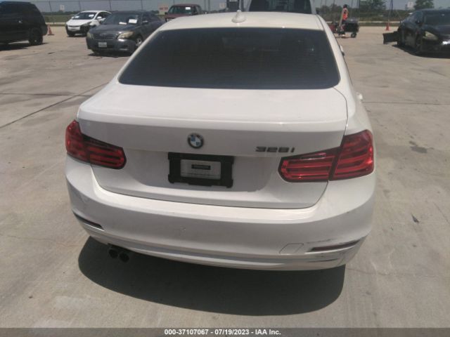 WBA3C1C5XEK105929 BMW 3 Series 328i